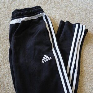 Black Adidas Soccer Pants Youth Size S (US) // UK Size 9-10 Y